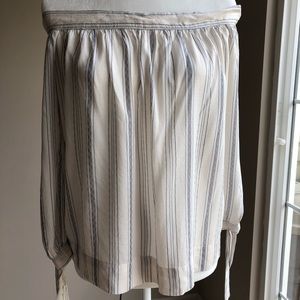 Max Studio Tops - Max studio striped Blouse Max Studio Tops - Max studio striped Blouse
